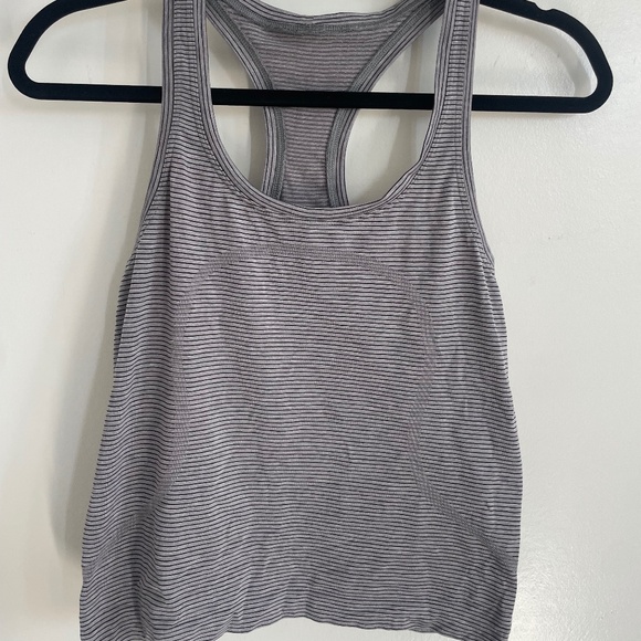 Lululemon Tank - Picture 1 of 2